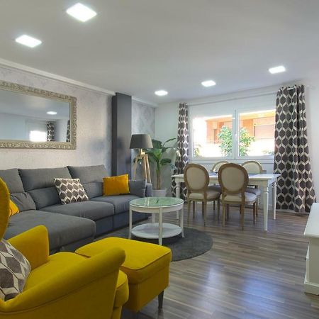 Apartment Ronda Sant Antoni ชีโรนา ภายนอก รูปภาพ